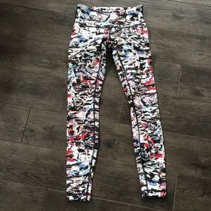 #10 Lululemon colorful leggings 🍋